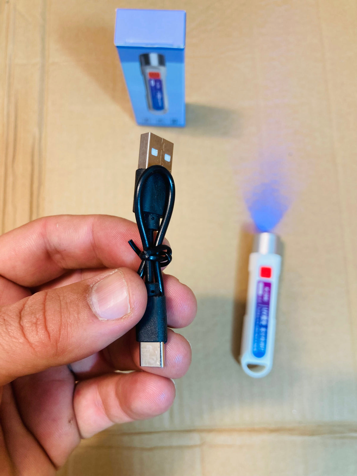 Rechargeable Banknote Counterfeit Checking Torch