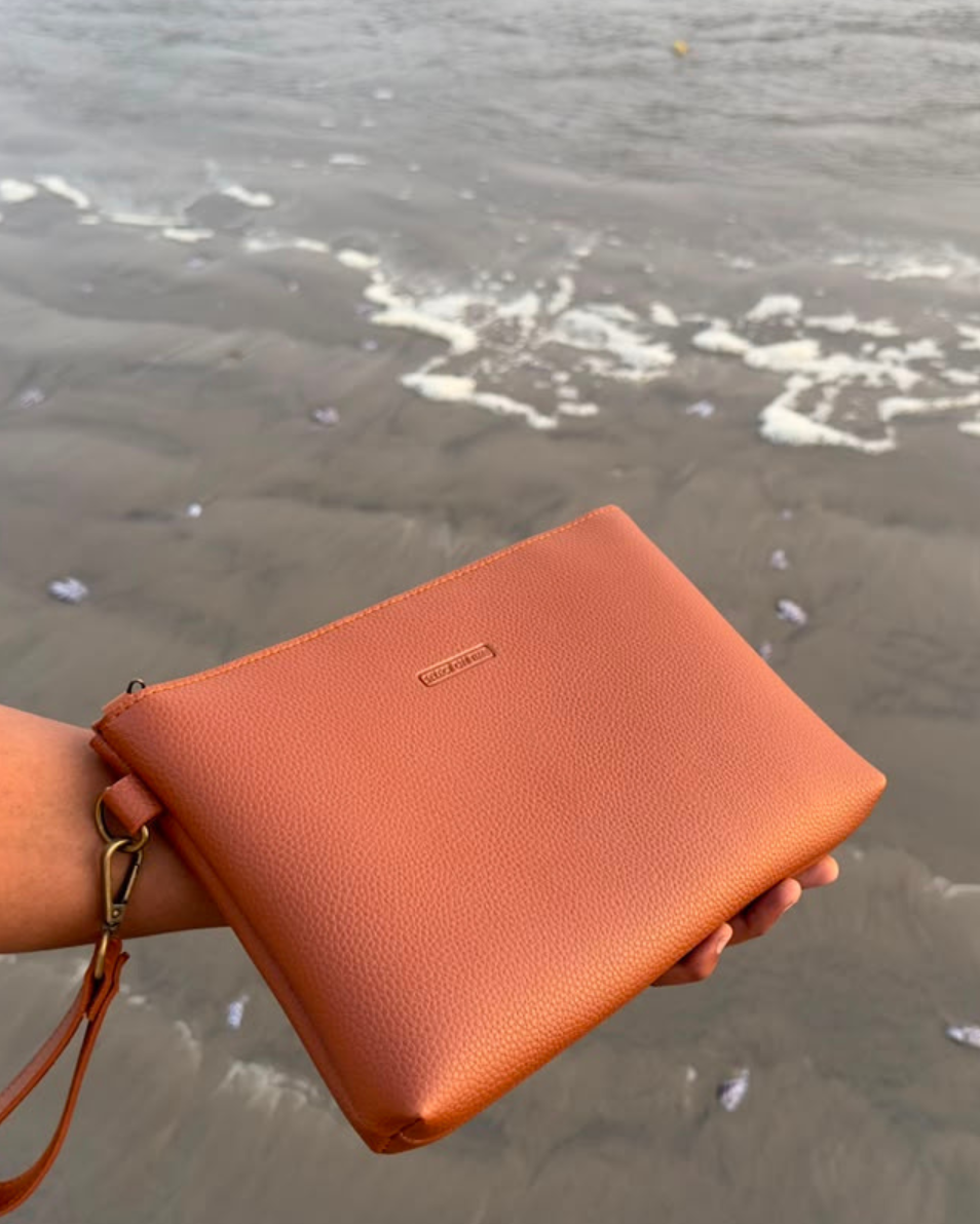 Executive Leather Pouch