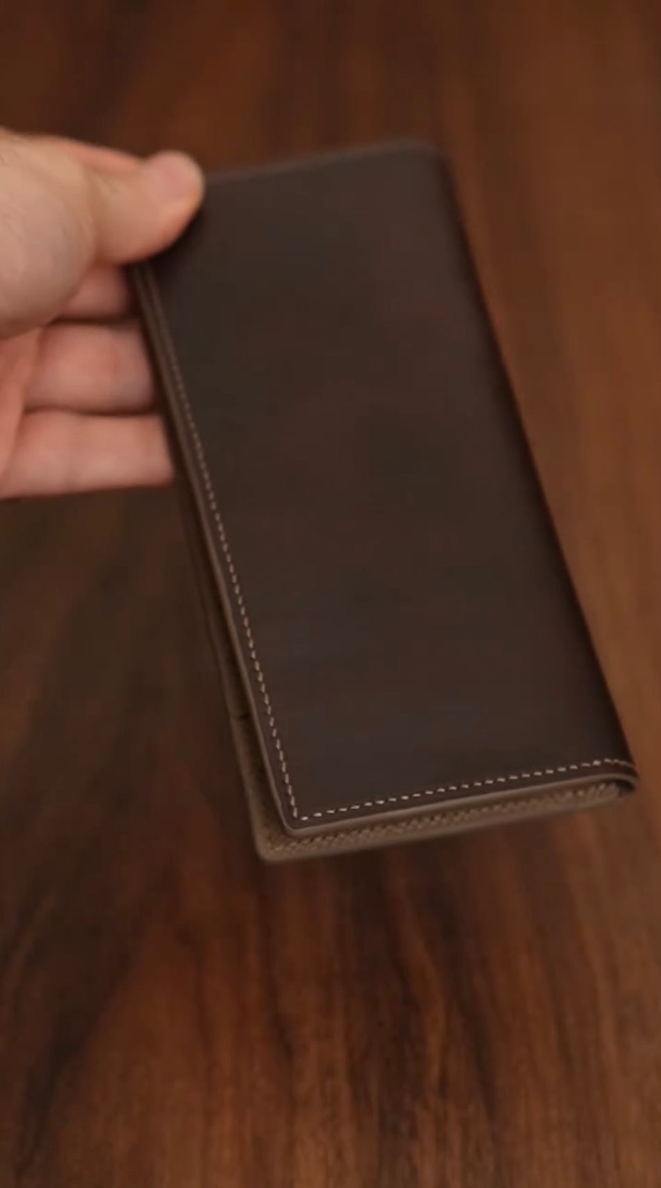 Horizon Dual-Tone Leather Wallet